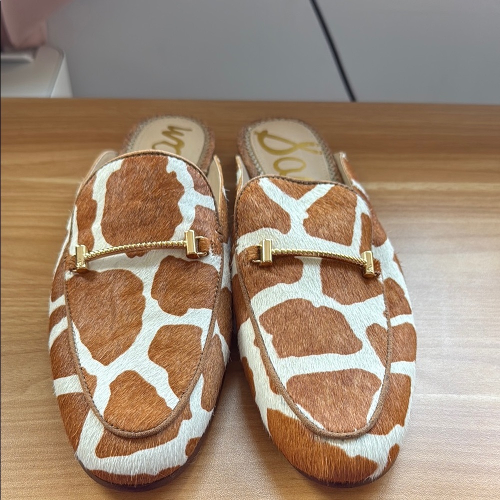New Sam Edelman Giraffe Print Loafers Flats with Gold Accents
